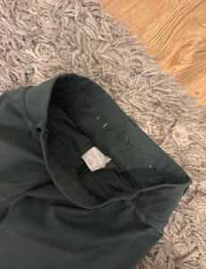 Damen Reithose in Dunkelgrün mit Kniebesatz – Größe XS – Bild 3 von 3