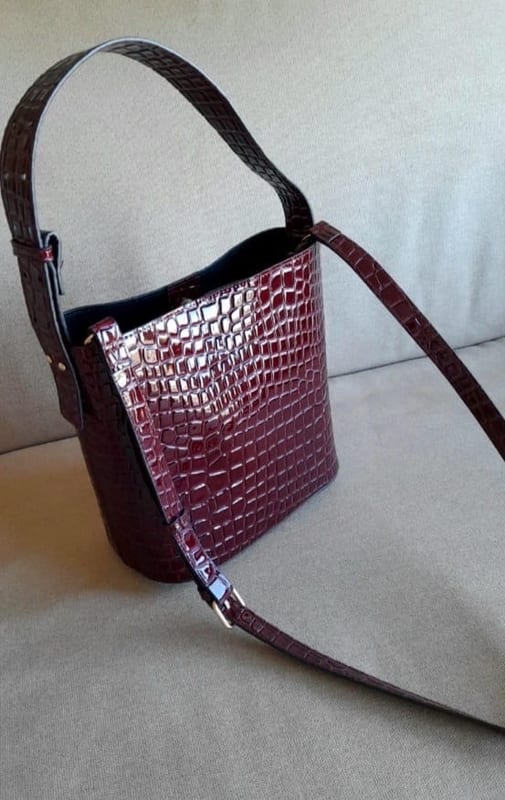 Damen Tolle Handtasche Kroko Design Neu – Dunkellila – Bild 7 von 9