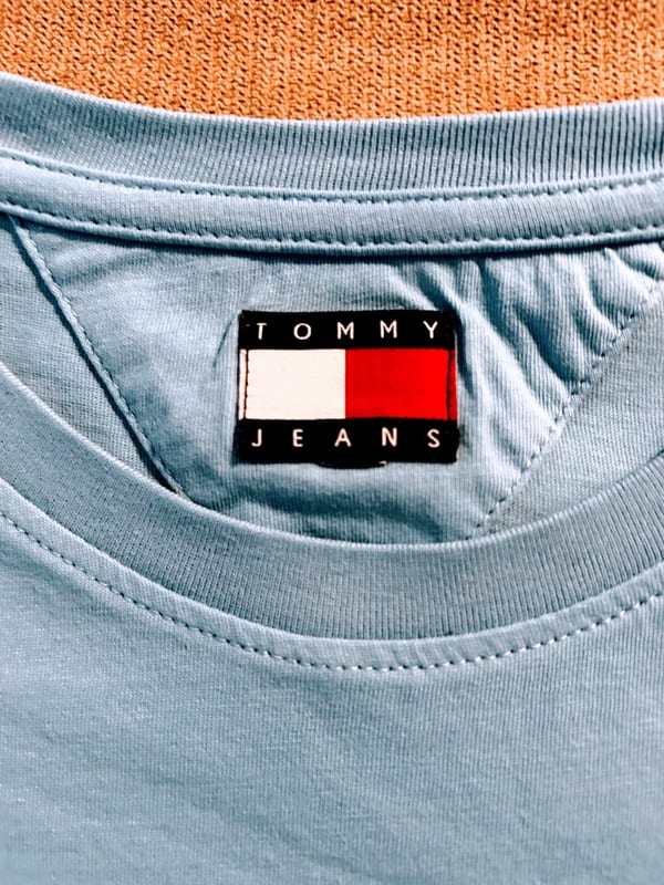 TShirt Oberteil babyblau Tommy Hilfiger – Größe S – Bild 4 von 8