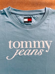 TShirt Oberteil babyblau Tommy Hilfiger – Größe S – Bild 3 von 8