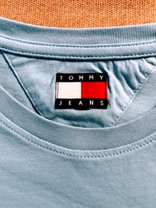 TShirt Oberteil babyblau Tommy Hilfiger – Größe S – Bild 4 von 8