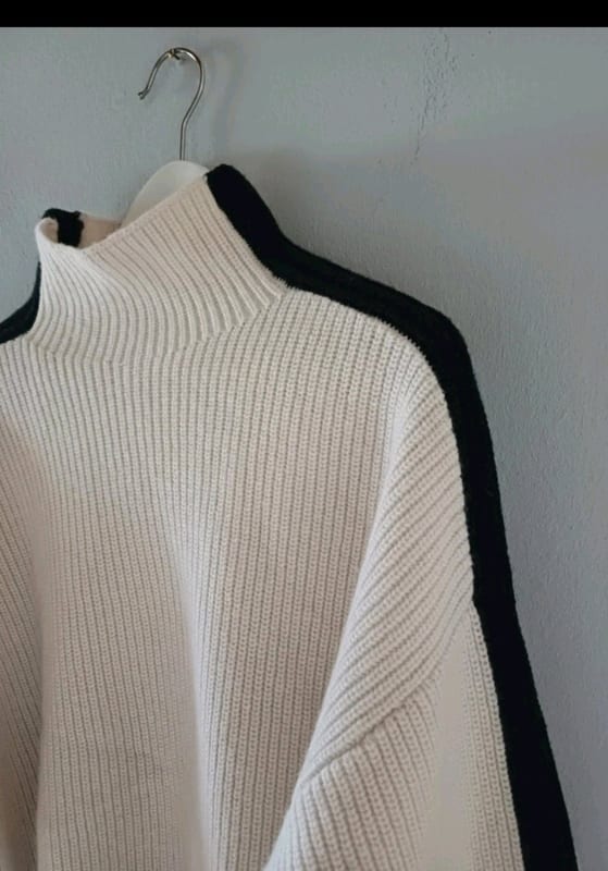 Damen H&M Pullover Turtelneck – Größe S – Creme – Bild 2 von 11