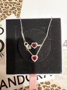 Pandora Damen Set Rotes Herz Kette und Ring – Silber/Rot – Bild 4 von 5