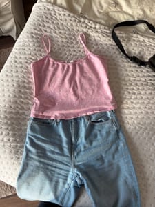 Damen nom Originals Spaghetti Soft Tops in Strawberry und Cow Muster – Größe XL/XXL – Rosa/Braun – Bild 2 von 7