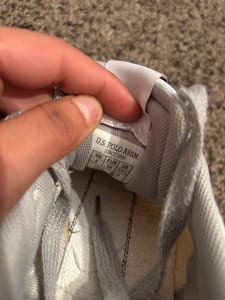 Damen Weiße Sneaker mit grauen Akzenten – Schnürschuh – Größe 39 – Bild 4 von 4