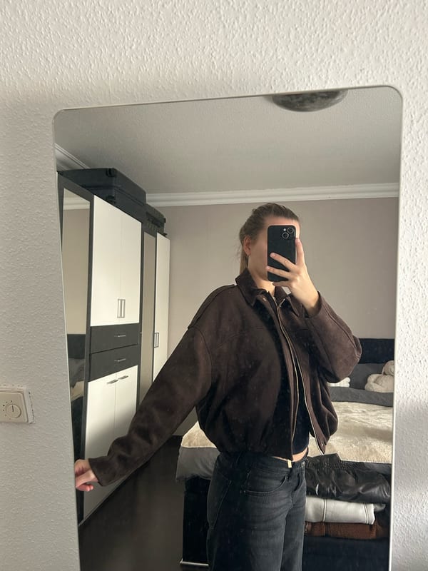Damen Braune Wildlederoptik Bomberjacke mit Reißverschluss – Größe XS