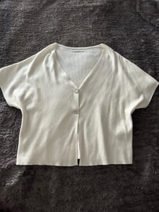 Damen Weißer Strick-Cardigan mit Kurzarm und Knöpfen – Größe XS – Bild 2 von 2