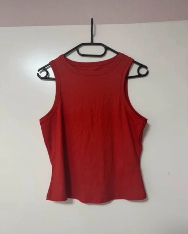 Damen Rotes, Türkises und Orangenes Ärmelloses Top, geripptes Material – Größe M