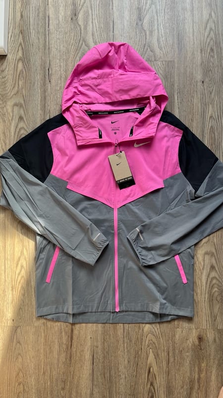 Herren Nike Miller Windrunner Jacke Pink/Grau-Größe S – Rosa/Grau