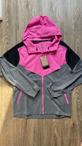 Herren Nike Miller Windrunner Jacke Pink/Grau-Größe S – Rosa/Grau