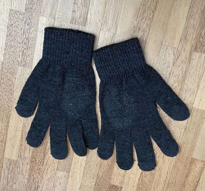 Damen Dunkelgraue Strickhandschuhe mit Glitzer-Akzenten – Größe S – Bild 7 von 8