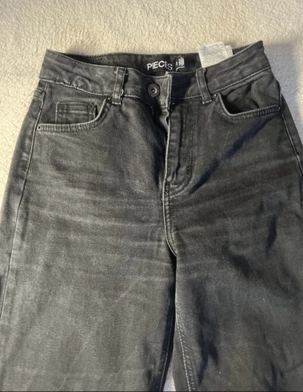 Pieces Damen schwarze jeans – Größe W25/L32 – Schwaz – Bild 2 von 4