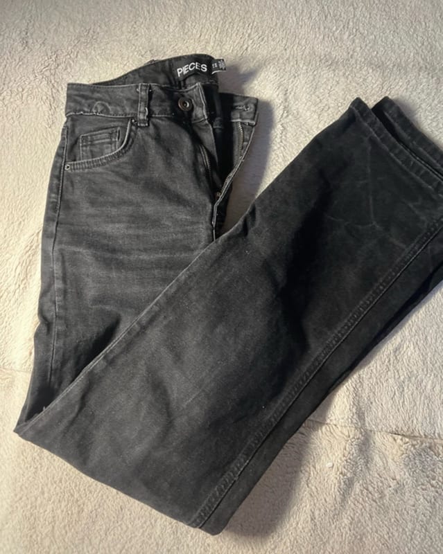 Pieces Damen schwarze jeans – Größe W25/L32 – Schwaz – Bild 4 von 4