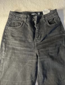Pieces Damen schwarze jeans – Größe W25/L32 – Schwaz – Bild 2 von 4
